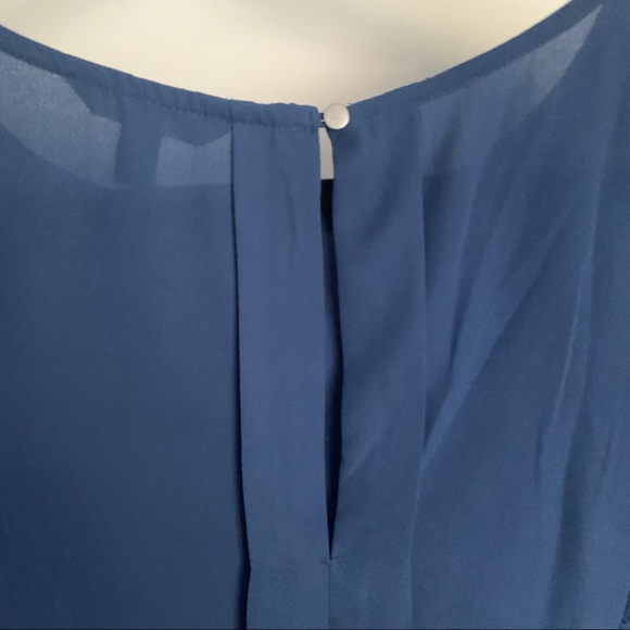 Banana Republic Blue Pleated Top - Picture 7 of 9